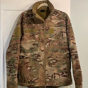 Mil Tec Camo Jacket Size Large Military Packaway Hood Zip Front Made in Germany